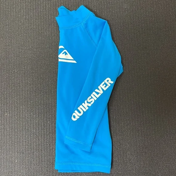QuikSilver L/S Rashguard - Picture 2 of 3